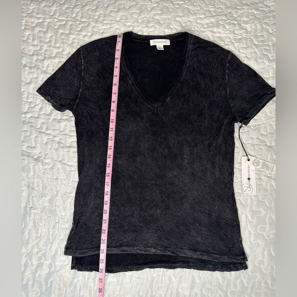 Treasure & Bond Black V-Neck Tee Distressed Vintage Soft Casual NWT Flawed Small - Picture 8 of 10